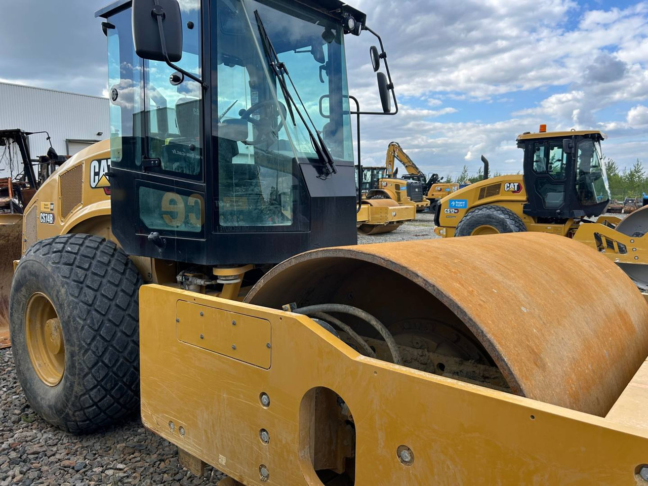 CAT CS74B 4F - مدماج: صور 2 CAT CS74B 4F - مدماج: صور 2