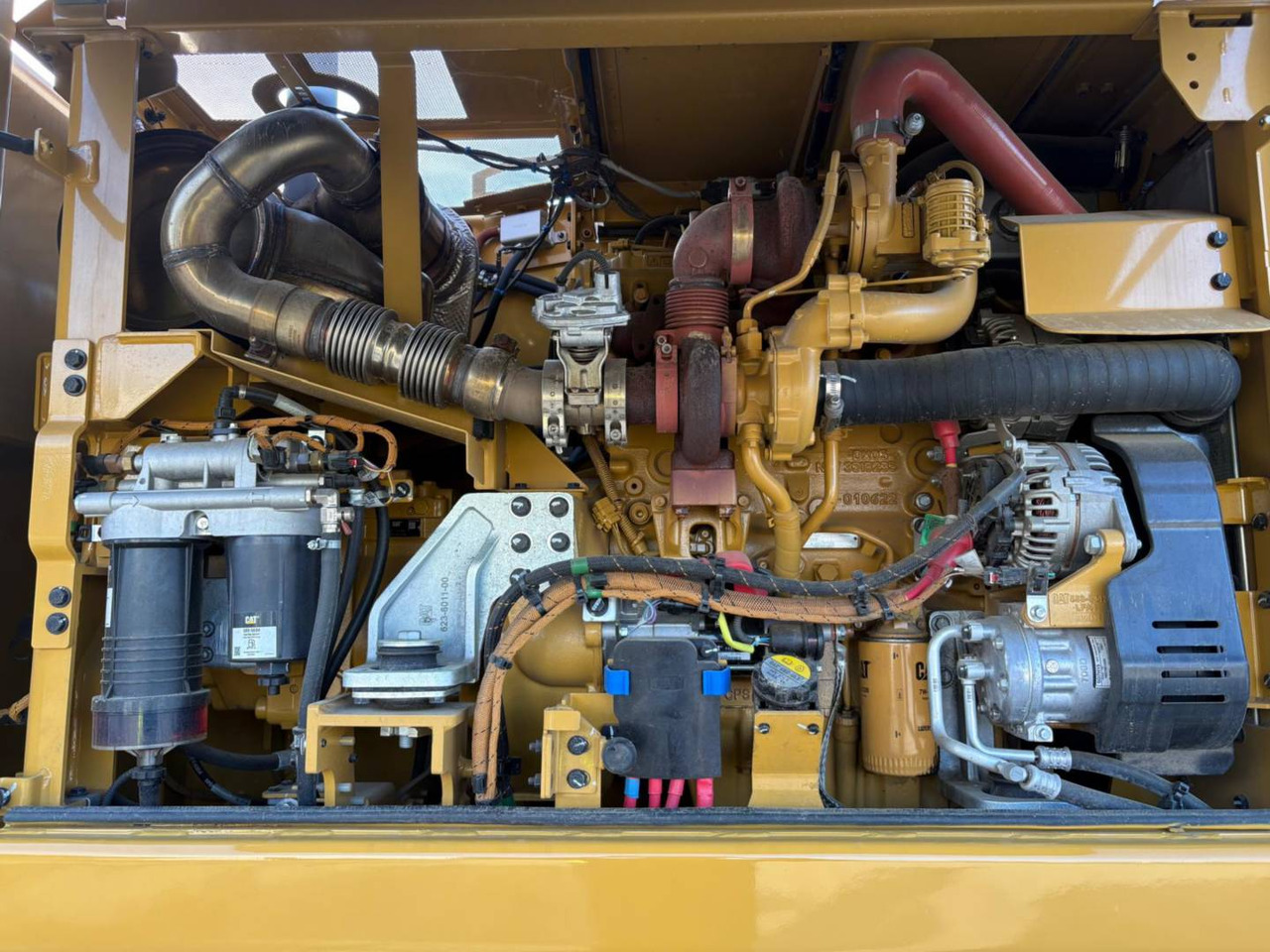 CAT MH3024 - حفارة على عجلات: صور 5 CAT MH3024 - حفارة على عجلات: صور 5