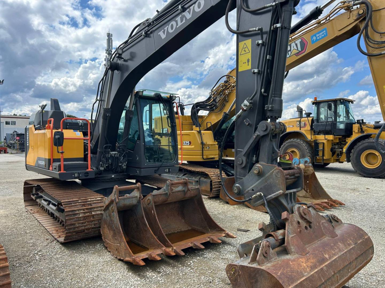 VOLVO CONSTRUCTION EQUIPMENT EC140 - حفارات زحافة: صور 2 VOLVO CONSTRUCTION EQUIPMENT EC140 - حفارات زحافة: صور 2