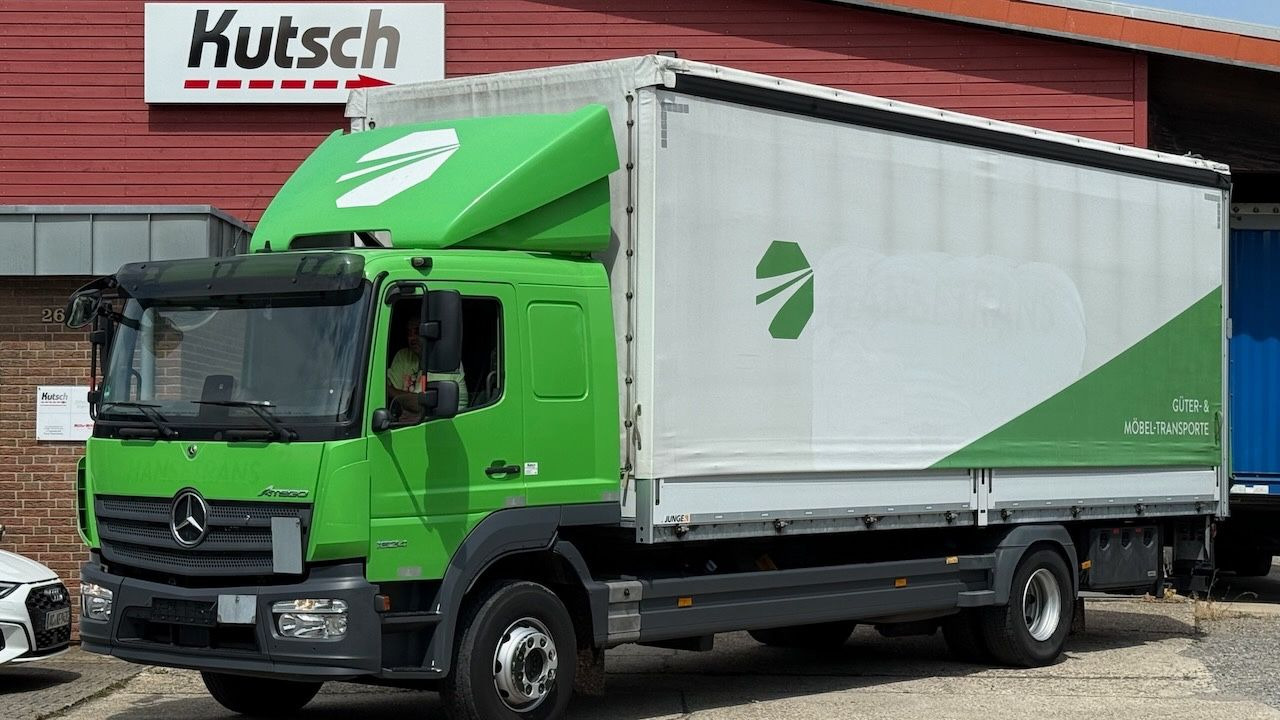 Mercedes-Benz Atego 1624L Pritsche/Plane, Ladebordwand - شاحنة ستارة: صور 1 Mercedes-Benz Atego 1624L Pritsche/Plane, Ladebordwand - شاحنة ستارة: صور 1