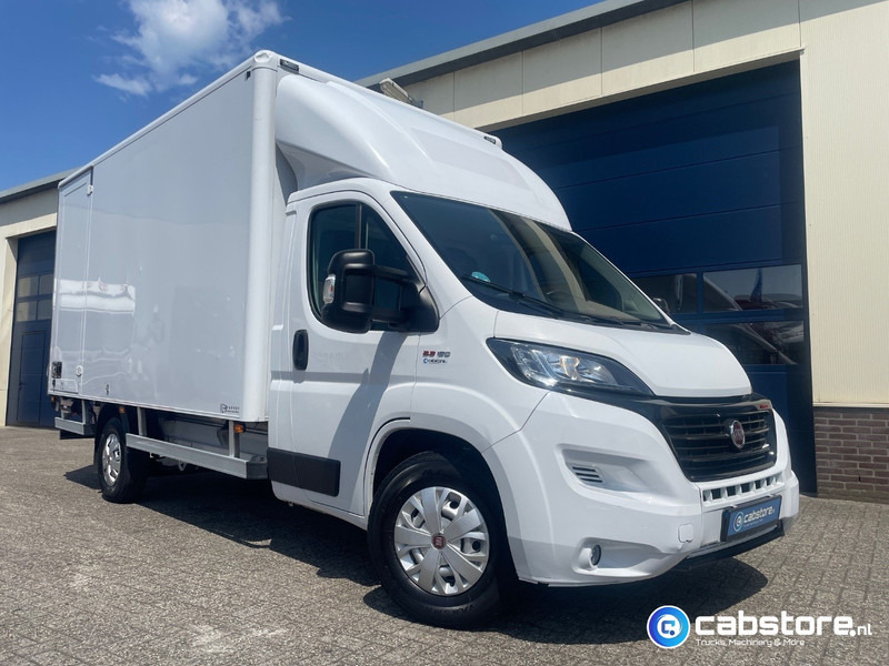 Fiat Ducato 2.3 Multijet 160 Pk Euro 6 - Bouwjaar 2021 - Handgeschakeld 6 speed - Airco - 3 zitplaatsen - Laadklep - بصندوق مغلق شاحنة: صور 1 Fiat Ducato 2.3 Multijet 160 Pk Euro 6 - Bouwjaar 2021 - Handgeschakeld 6 speed - Airco - 3 zitplaatsen - Laadklep - بصندوق مغلق شاحنة: صور 1