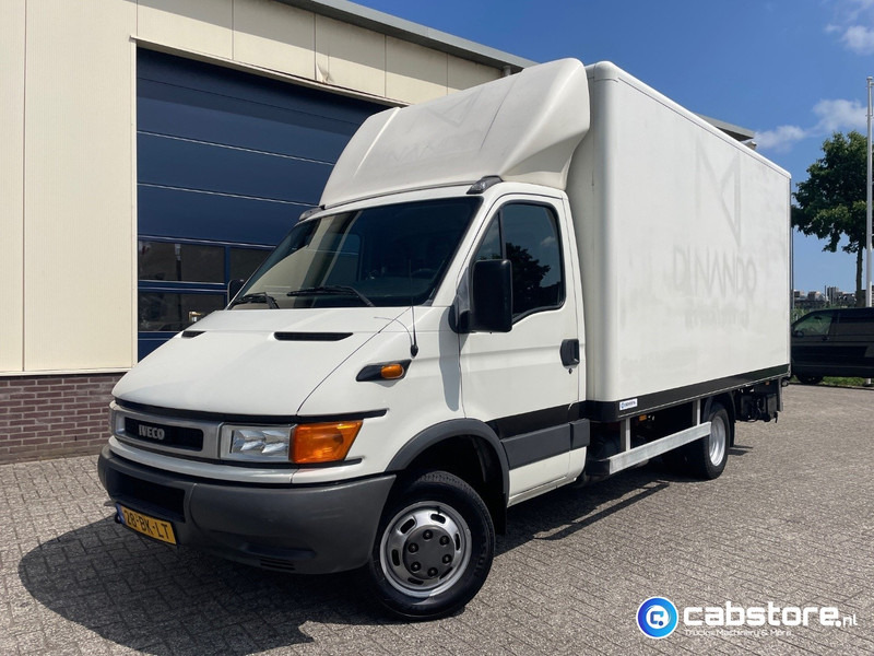 Iveco 40C 40C12 EURO 3 Iveco Daily 40C12 4x2 Bakwagen Euro 3 - Bouwjaar 2003 - APK tot 10-05-2026 -Handgeschakelde versnellingsbak - الشاحنات الصغيرة صندوق مغلق: صور 2 Iveco 40C 40C12 EURO 3 Iveco Daily 40C12 4x2 Bakwagen Euro 3 - Bouwjaar 2003 - APK tot 10-05-2026 -Handgeschakelde versnellingsbak - الشاحنات الصغيرة صندوق مغلق: صور 2