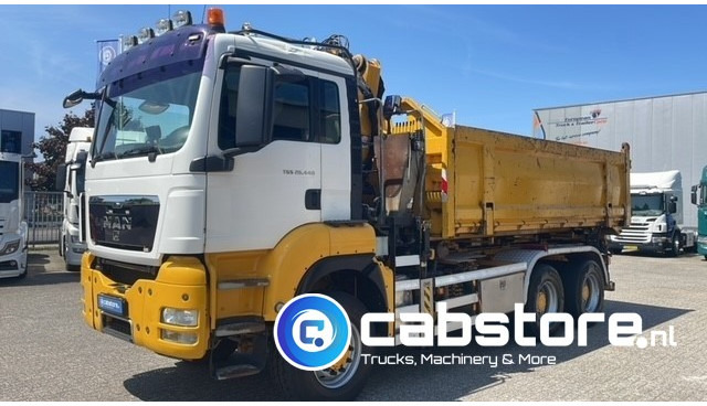 MAN TGS 26.440 6X6 BB EEV MAN TGS 26.440 Euro 5 EEV - 6X6 - Laadkraan - Kipper - Kabelsysteem - Bouwjaar 2010 - Km 657.509 - APK tot 22-11-2025 !! - قلابات, شاحنة كرين: صور 2 MAN TGS 26.440 6X6 BB EEV MAN TGS 26.440 Euro 5 EEV - 6X6 - Laadkraan - Kipper - Kabelsysteem - Bouwjaar 2010 - Km 657.509 - APK tot 22-11-2025 !! - قلابات, شاحنة كرين: صور 2