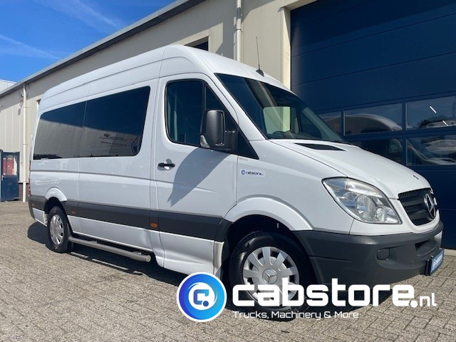 Mercedes-Benz SPRINTER 211 CDI - L2/H2- Automatische versnellingsbak - 9 Persoons - Bouwjaar 2009 - APK tot 17-01-2026 ! - Side bars - Privacy glas - Airco - حافلة صغيرة, ميكروباص: صور 1 Mercedes-Benz SPRINTER 211 CDI - L2/H2- Automatische versnellingsbak - 9 Persoons - Bouwjaar 2009 - APK tot 17-01-2026 ! - Side bars - Privacy glas - Airco - حافلة صغيرة, ميكروباص: صور 1