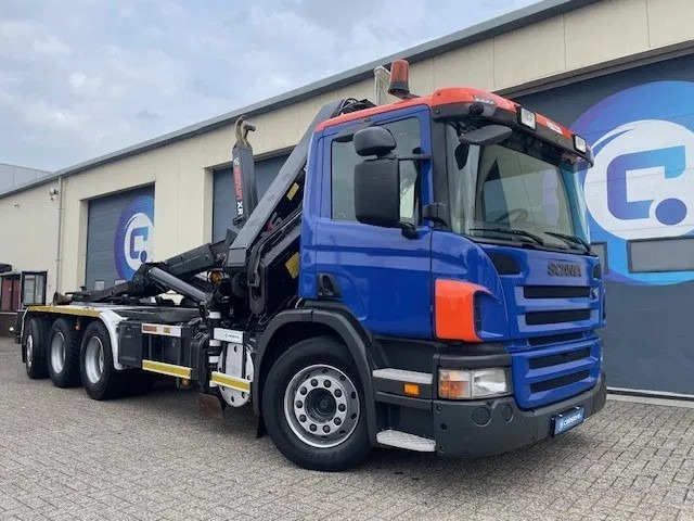 شاحنة كرين Scania P380 LB 8x4*4 HNA Euro 5 - HIAB 211 E-3 Hipro Crane with remote control + Multilift  XR26S61 Hooklift - Year 2009 - Km 336.501 !! - Good condition: صور 6