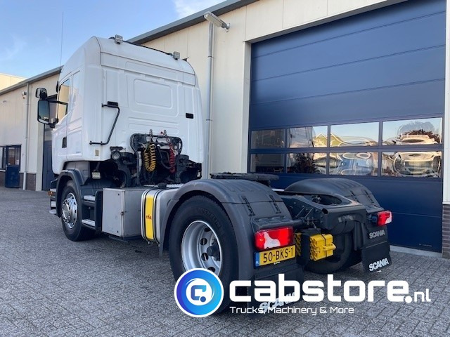 Scania R450 LA4X2MNA Euro 6 - Retarder - Hydraulic unit - km 564.323 !! - Differentieelslot - Bouwjaar 2015 - Highline cabine - شاحنة جرار: صور 3 Scania R450 LA4X2MNA Euro 6 - Retarder - Hydraulic unit - km 564.323 !! - Differentieelslot - Bouwjaar 2015 - Highline cabine - شاحنة جرار: صور 3
