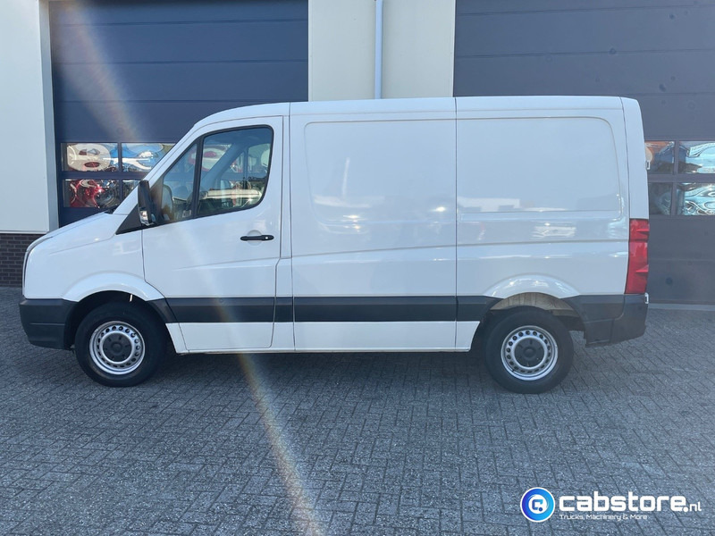 Volkswagen Crafter 2.5 TDI 90 Pk - Bouwjaar 2008 - Km 177.246 - Airco - Trekhaak - 6 Speed handgeschakeld - 2 zitplaatsen - فان المدمجة: صور 5 Volkswagen Crafter 2.5 TDI 90 Pk - Bouwjaar 2008 - Km 177.246 - Airco - Trekhaak - 6 Speed handgeschakeld - 2 zitplaatsen - فان المدمجة: صور 5