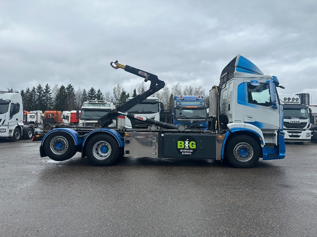 Iveco AD 260S40 Y/FS CNG - شاحنة ذات الخطاف: صور 4 Iveco AD 260S40 Y/FS CNG - شاحنة ذات الخطاف: صور 4
