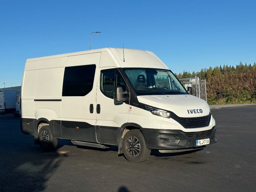 Iveco Daily 35S14 CNG A8 Huom! 6hlö PAKETTIAUTO - فان: صور 3 Iveco Daily 35S14 CNG A8 Huom! 6hlö PAKETTIAUTO - فان: صور 3