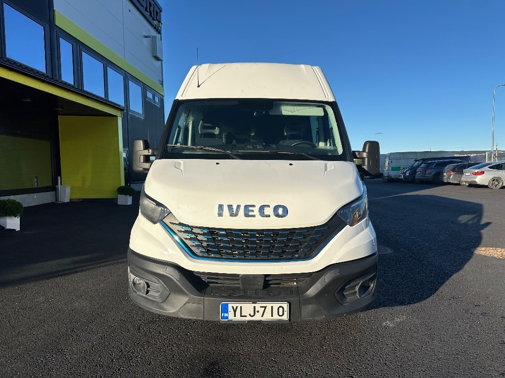 Iveco Daily 35S14 CNG A8 Huom! 6hlö PAKETTIAUTO - فان: صور 2 Iveco Daily 35S14 CNG A8 Huom! 6hlö PAKETTIAUTO - فان: صور 2