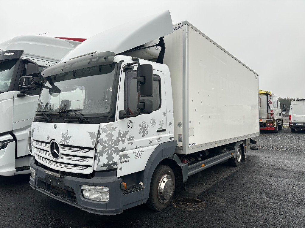 Mercedes-Benz Atego 818  - مبردة شاحنة: صور 1 Mercedes-Benz Atego 818  - مبردة شاحنة: صور 1