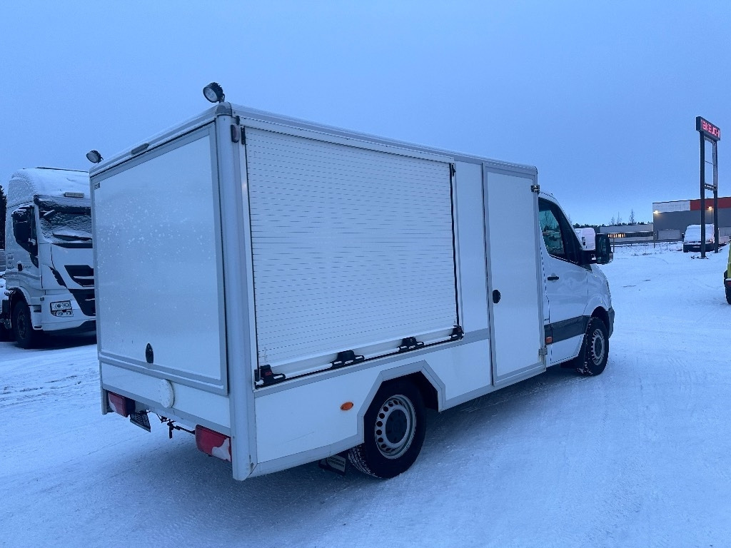 Mercedes-Benz Sprinter 316 Huoltoauto - الشاحنات الصغيرة صندوق مغلق: صور 4 Mercedes-Benz Sprinter 316 Huoltoauto - الشاحنات الصغيرة صندوق مغلق: صور 4