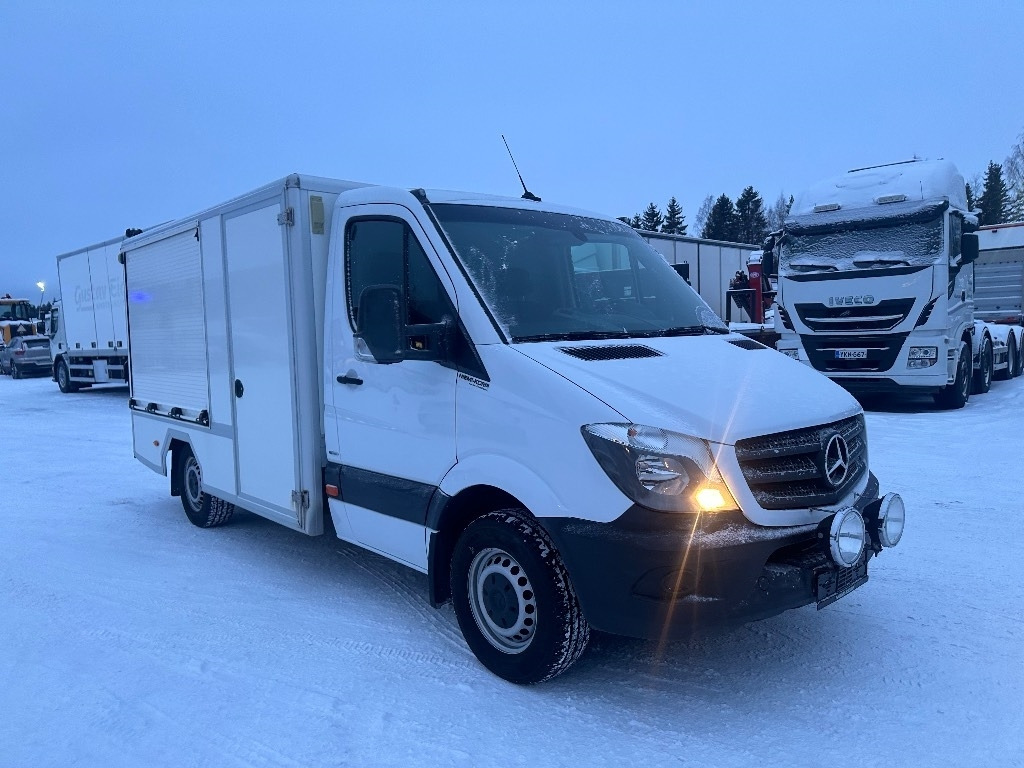 Mercedes-Benz Sprinter 316 Huoltoauto - الشاحنات الصغيرة صندوق مغلق: صور 3 Mercedes-Benz Sprinter 316 Huoltoauto - الشاحنات الصغيرة صندوق مغلق: صور 3