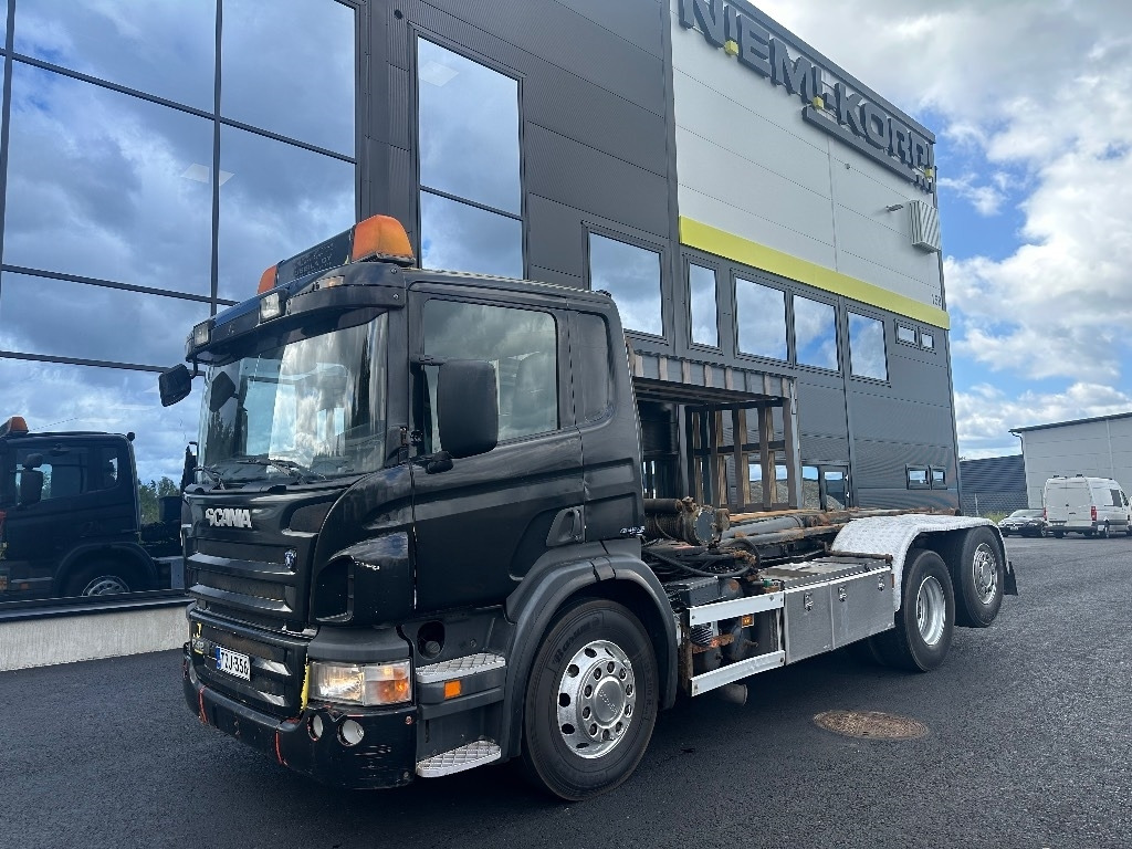 Scania P420 6x2*4 - شاحنة ذات الخطاف: صور 1 Scania P420 6x2*4 - شاحنة ذات الخطاف: صور 1