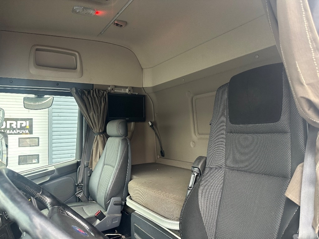 شاحنة - نظام الكابلات Scania R520 8x2/4: صور 18 شاحنة - نظام الكابلات Scania R520 8x2/4: صور 18