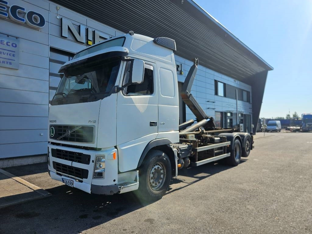 Volvo FH12 460 - شاحنة ذات الخطاف: صور 1 Volvo FH12 460 - شاحنة ذات الخطاف: صور 1