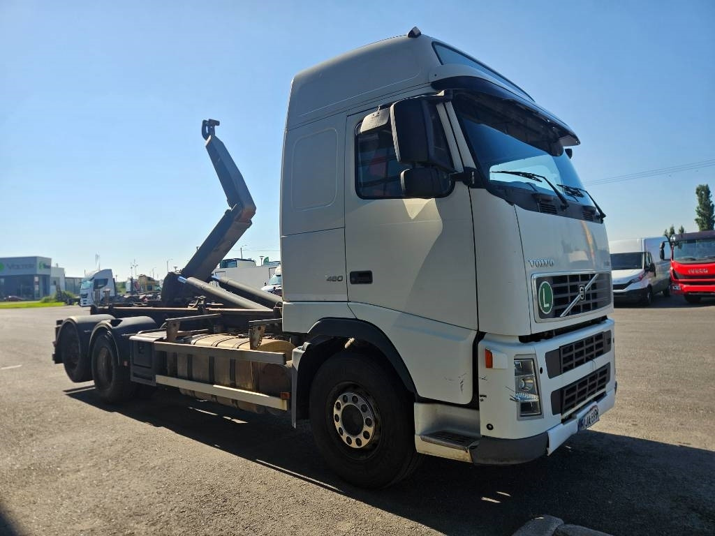 Volvo FH12 460 - شاحنة ذات الخطاف: صور 3 Volvo FH12 460 - شاحنة ذات الخطاف: صور 3