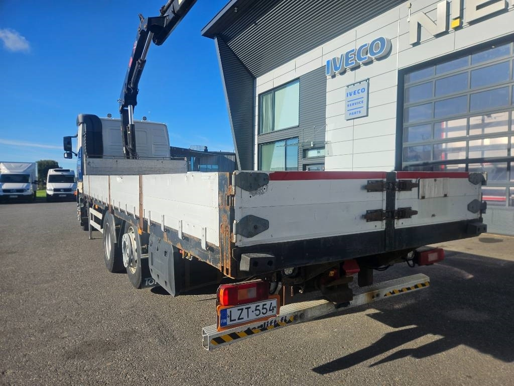 Volvo FH12 6x2 Hiab 166 kympitys 2029 asti  - شاحنة كرين: صور 4 Volvo FH12 6x2 Hiab 166 kympitys 2029 asti  - شاحنة كرين: صور 4