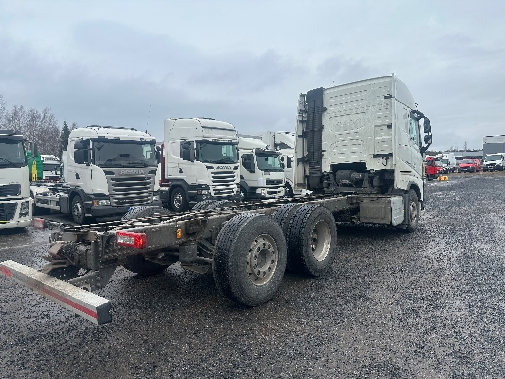 Volvo FH13 540 6x2*4 - الشاسيه شاحنة: صور 3 Volvo FH13 540 6x2*4 - الشاسيه شاحنة: صور 3