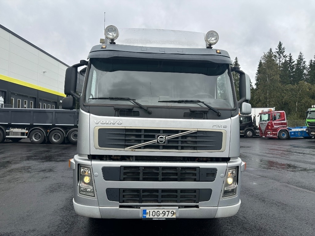 Volvo FM9 300 4x2 - بصندوق مغلق شاحنة: صور 2 Volvo FM9 300 4x2 - بصندوق مغلق شاحنة: صور 2