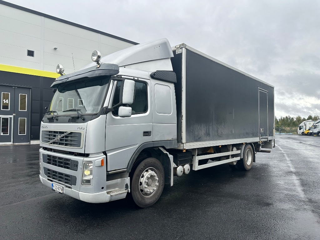 Volvo FM9 300 4x2 - بصندوق مغلق شاحنة: صور 1 Volvo FM9 300 4x2 - بصندوق مغلق شاحنة: صور 1