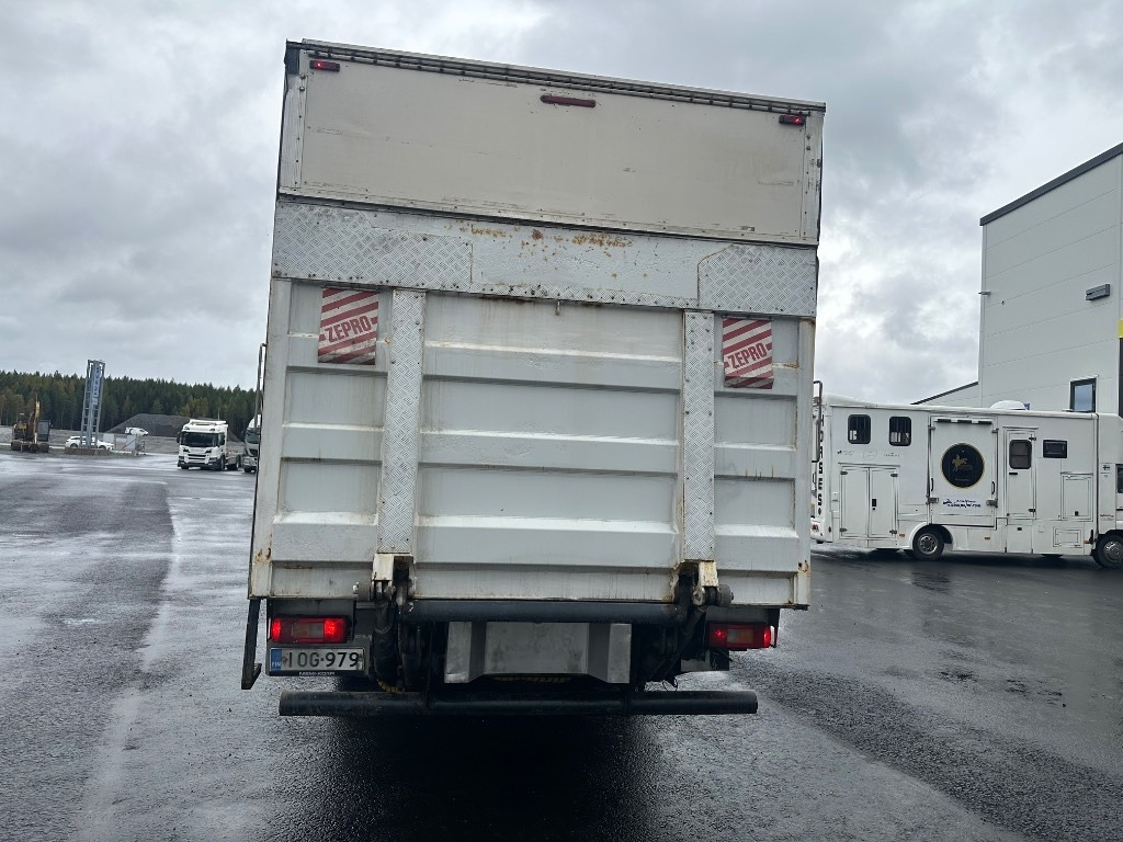 Volvo FM9 300 4x2 - بصندوق مغلق شاحنة: صور 5 Volvo FM9 300 4x2 - بصندوق مغلق شاحنة: صور 5