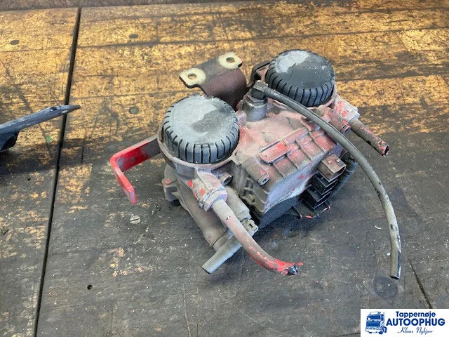 DAF Rear axle modulator – DAF 2047121 - النظام الكهربائي - شاحنة: صور 2 DAF Rear axle modulator – DAF 2047121 - النظام الكهربائي - شاحنة: صور 2