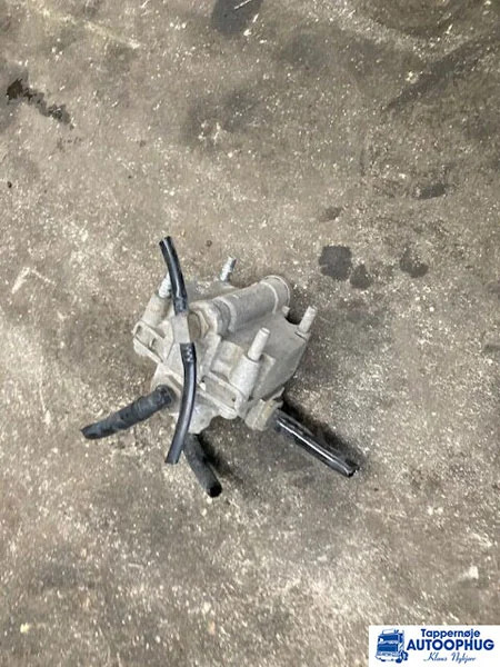 DAF Relay valave – DAF 1808338 - مرحل - شاحنة: صور 1 DAF Relay valave – DAF 1808338 - مرحل - شاحنة: صور 1