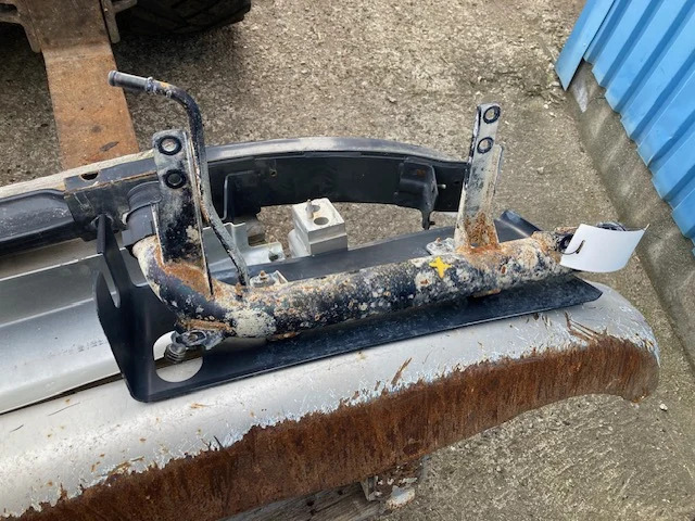 Scania 2043676 – Scania water pipe - المحرك و قطع الغيار - شاحنة: صور 1 Scania 2043676 – Scania water pipe - المحرك و قطع الغيار - شاحنة: صور 1