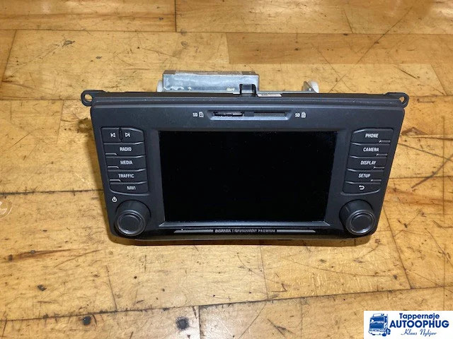 Scania 3155256 – Scania radio – Scania AUS - النظام الكهربائي - شاحنة: صور 1 Scania 3155256 – Scania radio – Scania AUS - النظام الكهربائي - شاحنة: صور 1