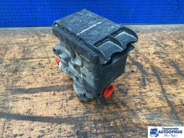 Scania EBS module – Scania 2653379 - النظام الكهربائي - شاحنة: صور 4 Scania EBS module – Scania 2653379 - النظام الكهربائي - شاحنة: صور 4