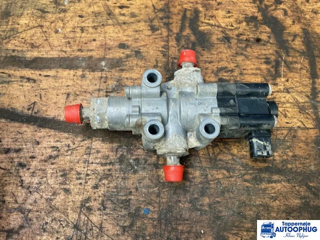 Scania Valve – Scania 2158373 - النظام الكهربائي - شاحنة: صور 1 Scania Valve – Scania 2158373 - النظام الكهربائي - شاحنة: صور 1
