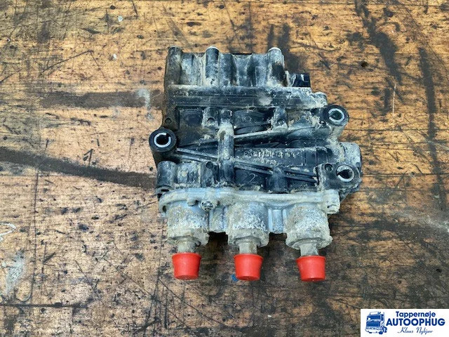 Scania Valve block – Scania 1889795 - النظام الكهربائي - شاحنة: صور 2 Scania Valve block – Scania 1889795 - النظام الكهربائي - شاحنة: صور 2