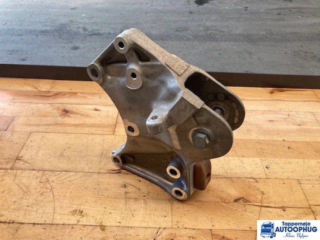 Scania førerhus alu beslag LH Scania 2326398 - الكابينة والداخلية - شاحنة: صور 1 Scania førerhus alu beslag LH Scania 2326398 - الكابينة والداخلية - شاحنة: صور 1