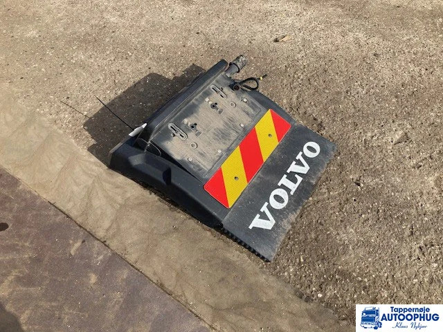 Volvo FH / FM Bagskærme - هيكل السيارة الخارجية - شاحنة: صور 3 Volvo FH / FM Bagskærme - هيكل السيارة الخارجية - شاحنة: صور 3