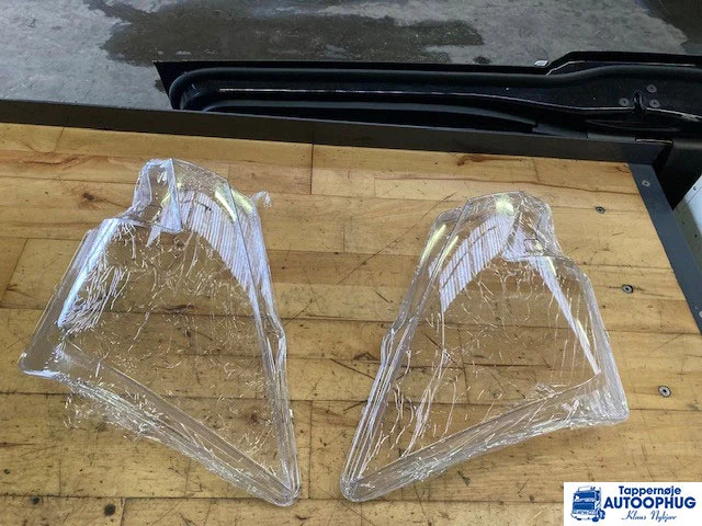 Volvo FH5 LED – Forlygte glas - النظام الكهربائي - شاحنة: صور 1 Volvo FH5 LED – Forlygte glas - النظام الكهربائي - شاحنة: صور 1