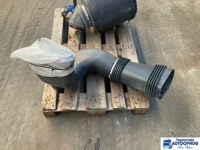 Volvo Luftfilter indsugning Volvo 21627374 - هيكل السيارة الخارجية - شاحنة: صور 2 Volvo Luftfilter indsugning Volvo 21627374 - هيكل السيارة الخارجية - شاحنة: صور 2