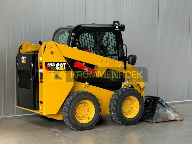 Caterpillar 226 D High Flow - شيول صغير: صور 4 Caterpillar 226 D High Flow - شيول صغير: صور 4