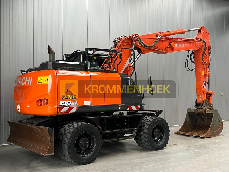 Hitachi ZX 190 W-6 - حفارة على عجلات: صور 4 Hitachi ZX 190 W-6 - حفارة على عجلات: صور 4