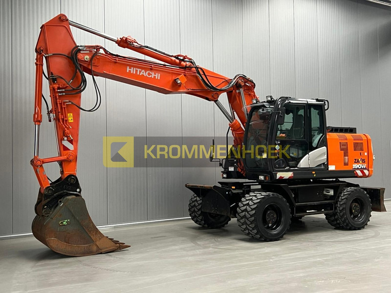 Hitachi ZX 190 W-6 - حفارة على عجلات: صور 2 Hitachi ZX 190 W-6 - حفارة على عجلات: صور 2