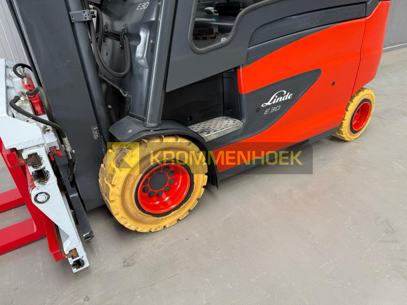 رافعة شوكية كهربائية Linde E 30 HL-01/600: صور 11