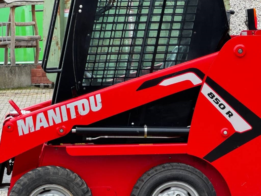 Manitou 850R, 2021, 365 hours! - حفارة مصغرة: صور 3 Manitou 850R, 2021, 365 hours! - حفارة مصغرة: صور 3