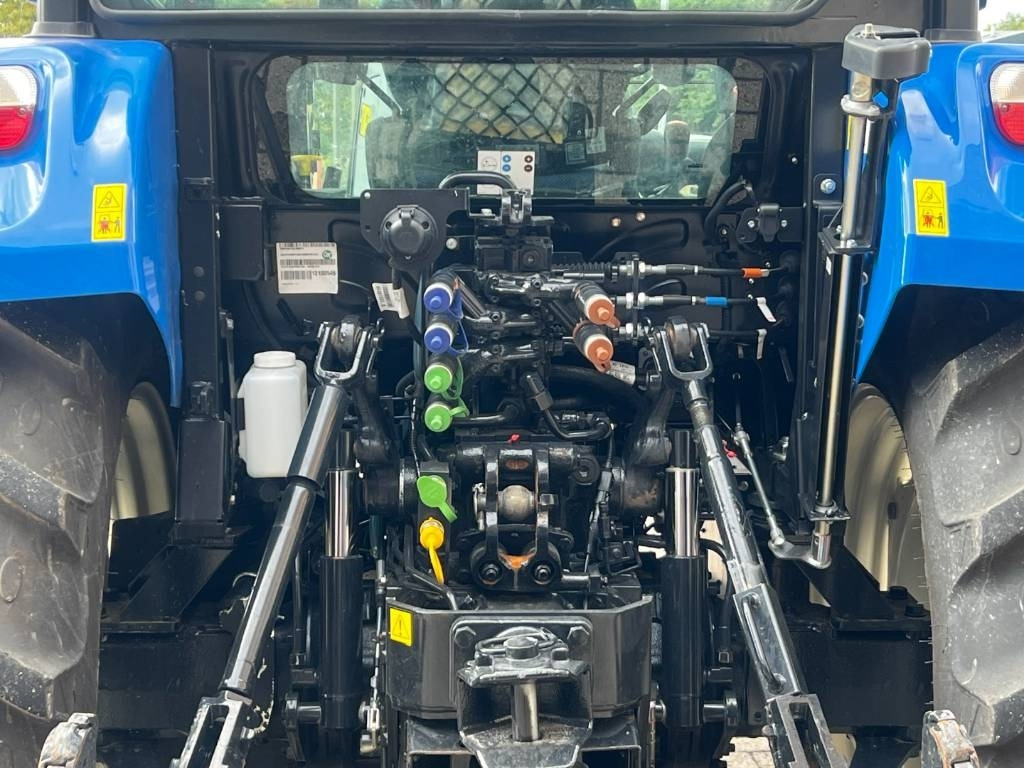 جرار New Holland T5.100S, Power Shuttle, Airco, 2024!!: صور 10