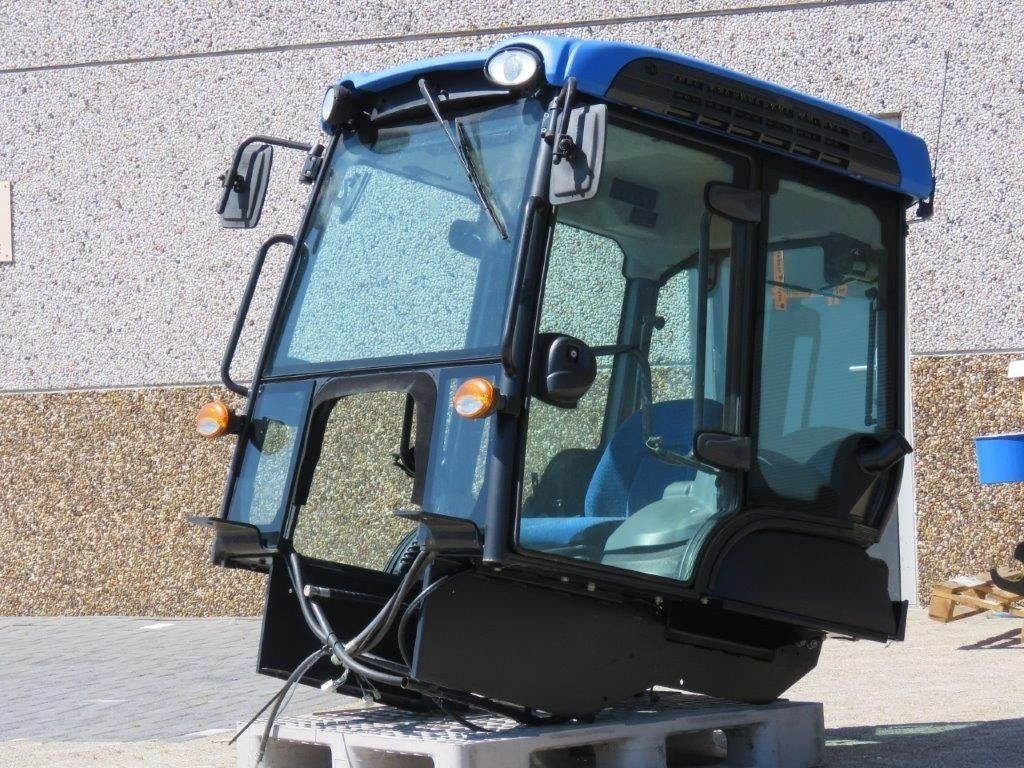 New Holland TK - الكبائن - آلات البناء: صور 2 New Holland TK - الكبائن - آلات البناء: صور 2