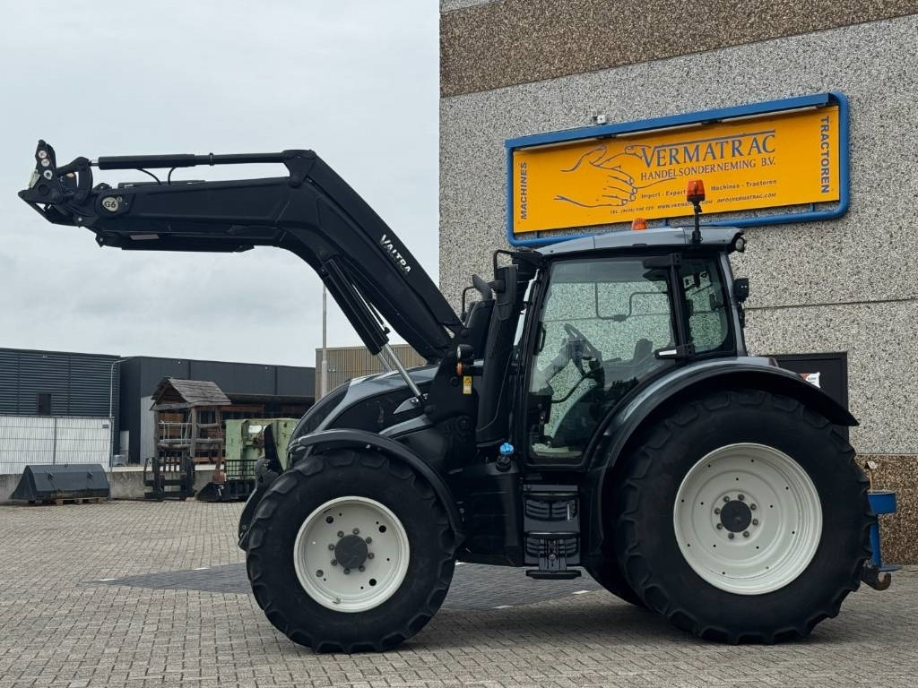 Valtra N174D, Frontlinkage + PTO, Frontloader, 3846 hours - جرار: صور 2 Valtra N174D, Frontlinkage + PTO, Frontloader, 3846 hours - جرار: صور 2