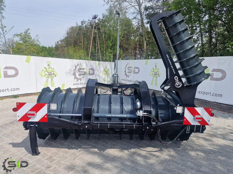 SID SILAGEWALZE / Le rouleau d'ensilage / Silage roller 3,0 m - محدلة (زراعي): صور 1 SID SILAGEWALZE / Le rouleau d'ensilage / Silage roller 3,0 m - محدلة (زراعي): صور 1