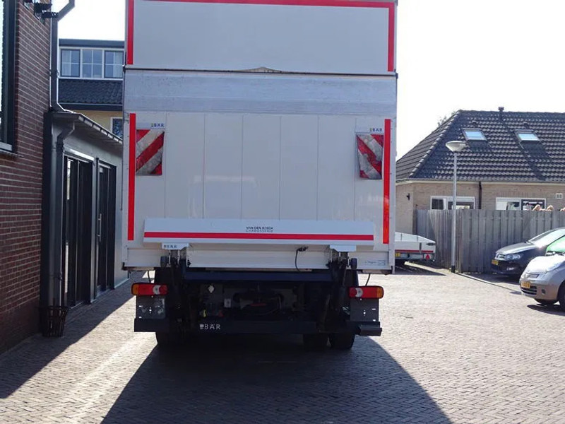 DAF LF 260 16 TON SLEEPER BOX 720X250X244 LBW 1.5 T - بصندوق مغلق شاحنة: صور 2 DAF LF 260 16 TON SLEEPER BOX 720X250X244 LBW 1.5 T - بصندوق مغلق شاحنة: صور 2