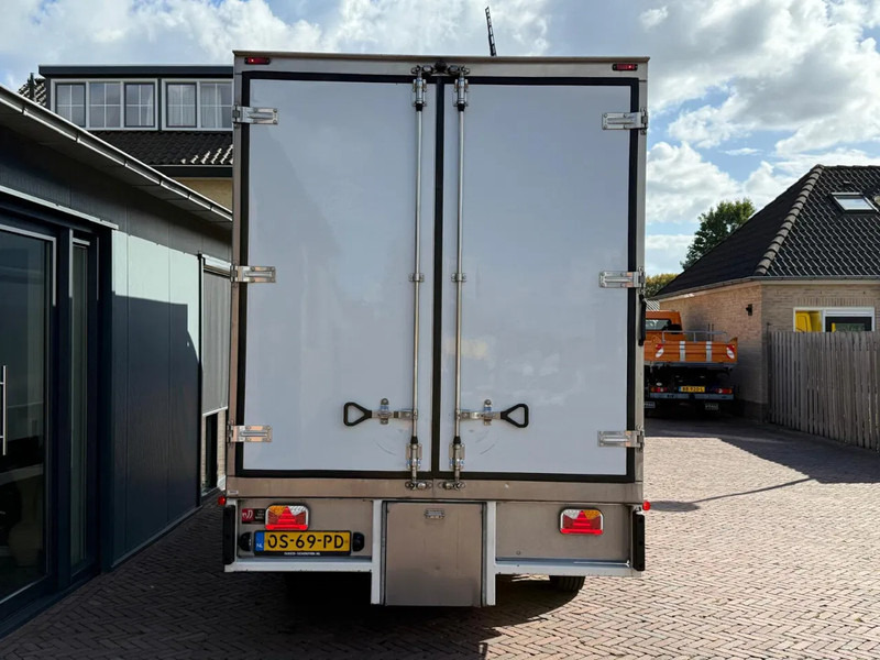Iveco Daily 40C18 3.0 180PK Aut. Clixtar Be trekker Koeler 2655 KG Laadvm. 3 Zits CVO - شاحنة جرار: صور 4 Iveco Daily 40C18 3.0 180PK Aut. Clixtar Be trekker Koeler 2655 KG Laadvm. 3 Zits CVO - شاحنة جرار: صور 4