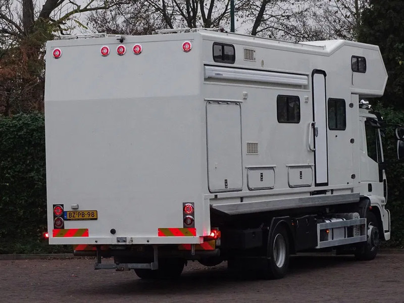 Iveco Eurocargo 12.250 AUT LEER CAM CAMPERUNIT TKM 31000 - سيارة السحب للتصليح: صور 2 Iveco Eurocargo 12.250 AUT LEER CAM CAMPERUNIT TKM 31000 - سيارة السحب للتصليح: صور 2