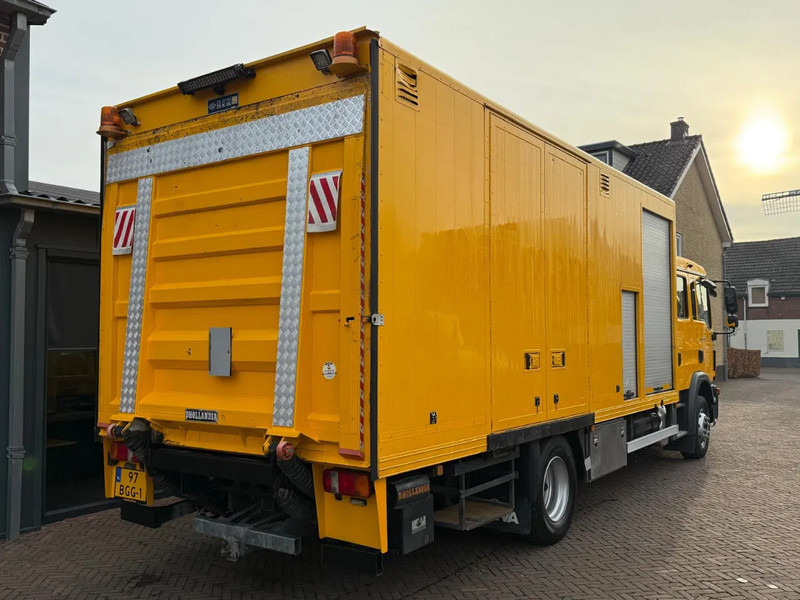 MAN TGM 15.250 E6 DC FUELSTATION ATLAS COPCO WaterTank - بصندوق مغلق شاحنة: صور 4 MAN TGM 15.250 E6 DC FUELSTATION ATLAS COPCO WaterTank - بصندوق مغلق شاحنة: صور 4